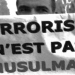 Muçulmanos protestam contra o preconceito em Paris