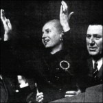 Eva Perón, doente, fala ao povo.